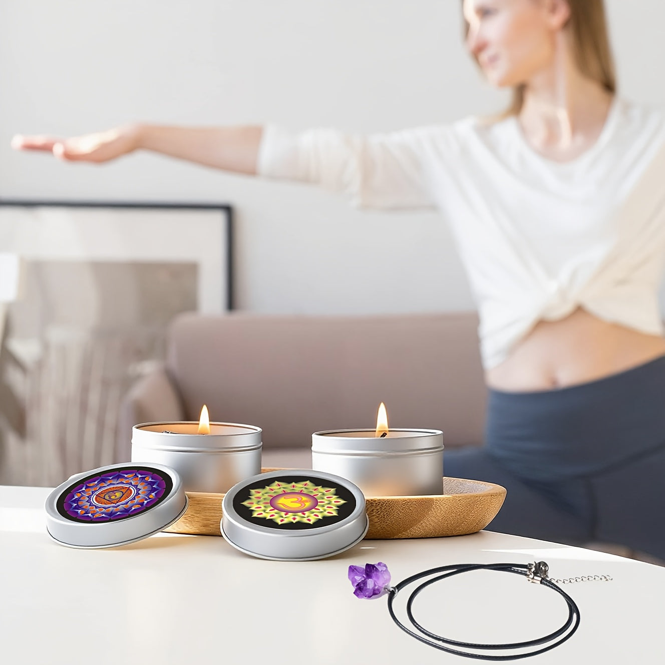 Conjunto de Presente de 7 Velas Perfumadas Coloridas com Pendente de Cristal Natural - 7 Tipos de Velas de Soja com Aromas, Yoga, Natal, Halloween, Presente para Casa para Mulheres e Homens, Ideal para o Natal, Perfeito para o Dia de Ação de Graças